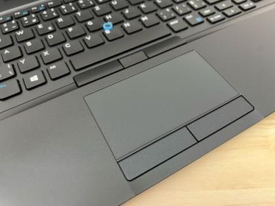 Dell Latitude 5590