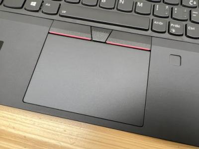 Lenovo ThinkPad P15s Gen 2i