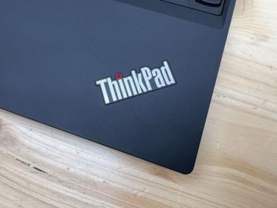 Lenovo ThinkPad P15s Gen 2i