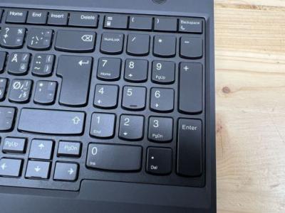 Lenovo ThinkPad P15s Gen 2i