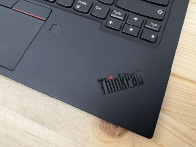 Lenovo ThinkPad X1 Carbon 7th Gen