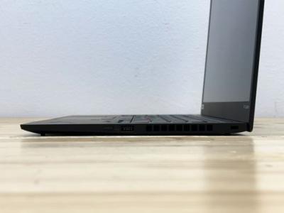 Lenovo ThinkPad X1 Carbon Gen 8