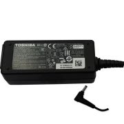 Toshiba originální zdroj 45W