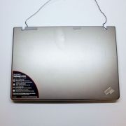 Lenovo ThinkPad Z60 horní kryt