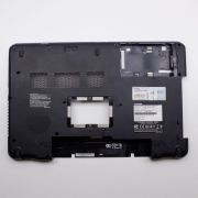Toshiba Satellite A660 spodní kryt