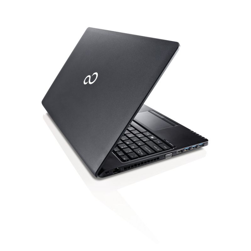 Fujitsu LifeBook A557 / i5 - obrázek 4