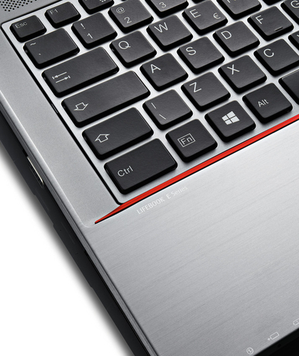 Fujitsu LifeBook E746 / i5 - obrázek 5