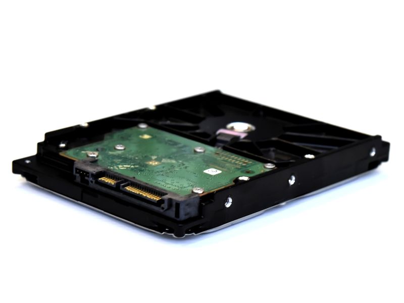 Western Digital VelociRaptor 300GB HDD 3.5" SATA II, 10.000 ot/min, 16MB (WD3000HLFS | 718037758911)