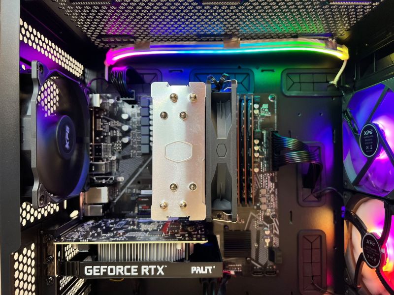 Herní SLPC XPG STARKER AIR Black - AMD Ryzen™ 7 5700 - obrázek 6