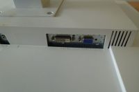 22"LCD monitor Fujitsu Siemens B22W 5 MON101